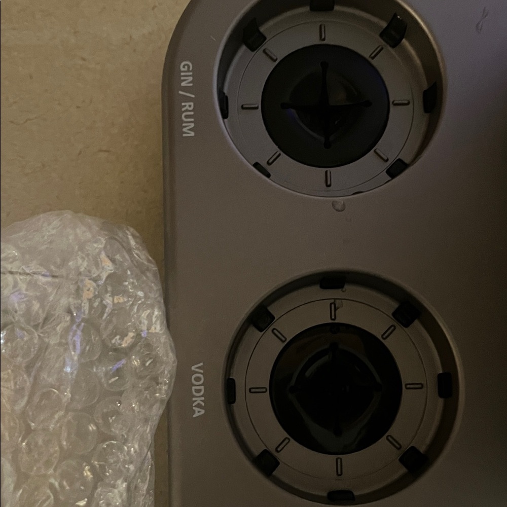 Bartesian Silver Portable Speaker - Picture 5 of 8